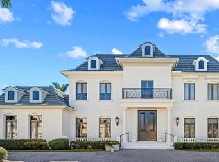 7172 Valencia Dr, Boca Raton, FL 33433