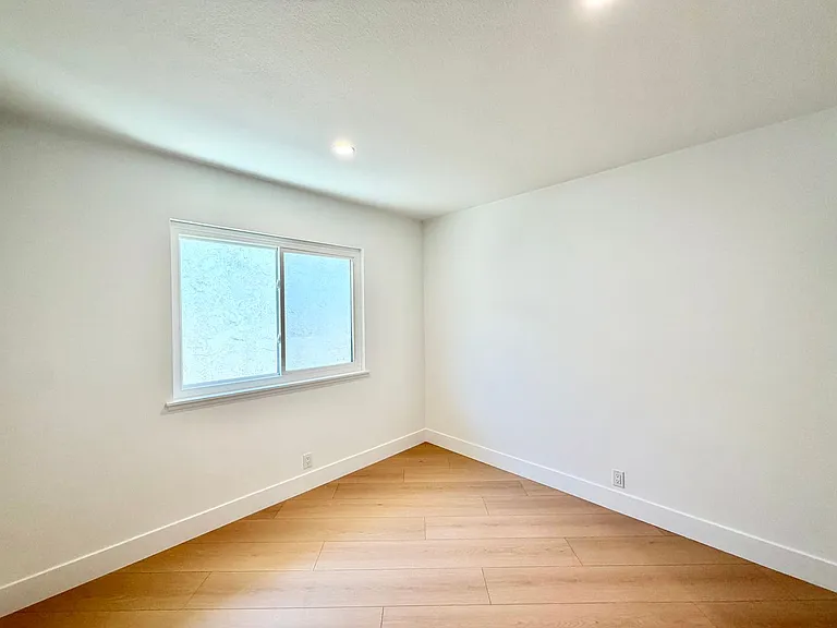 21676 Superior Ln — Photo 21