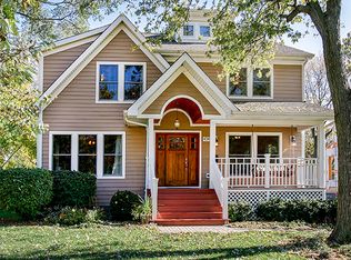 4341 Washington St, Downers Grove, IL 60515