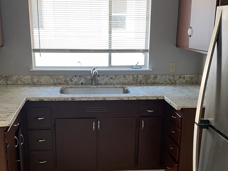 6518 Outlook Ave #4 — Photo 5