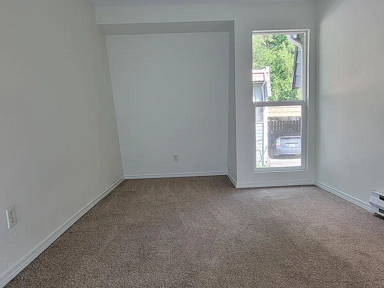 12613 SE 42nd St #613 — Photo 27
