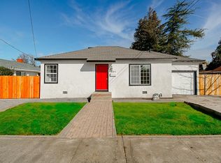 921 W 4th St, Ripon, CA 95366