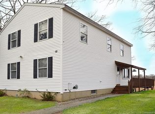 57 Woodland Dr, Old Saybrook, CT 06475