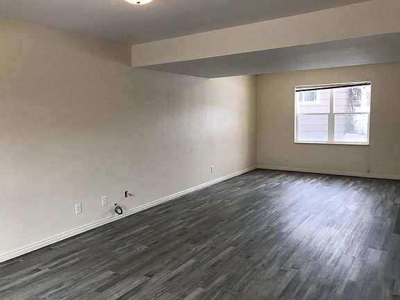 3rd image of 340 N Maybell Ave