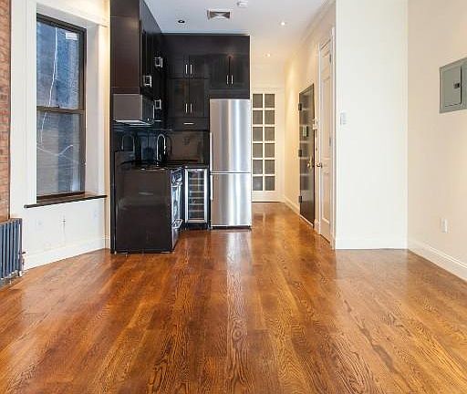 2nd image of 17 W 103rd St #C2f