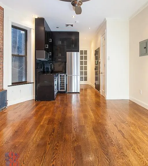17 W 103rd St #C2F — Photo 2