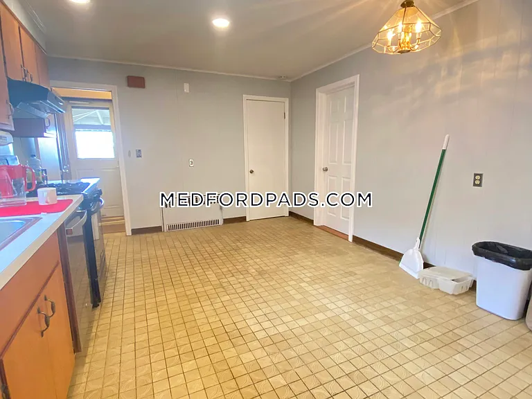 11 Bowdoin St #2 — Photo 38