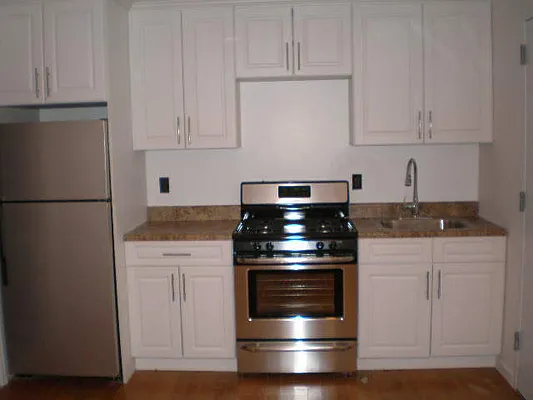 Rented by 774 Franklin Ave | media 11