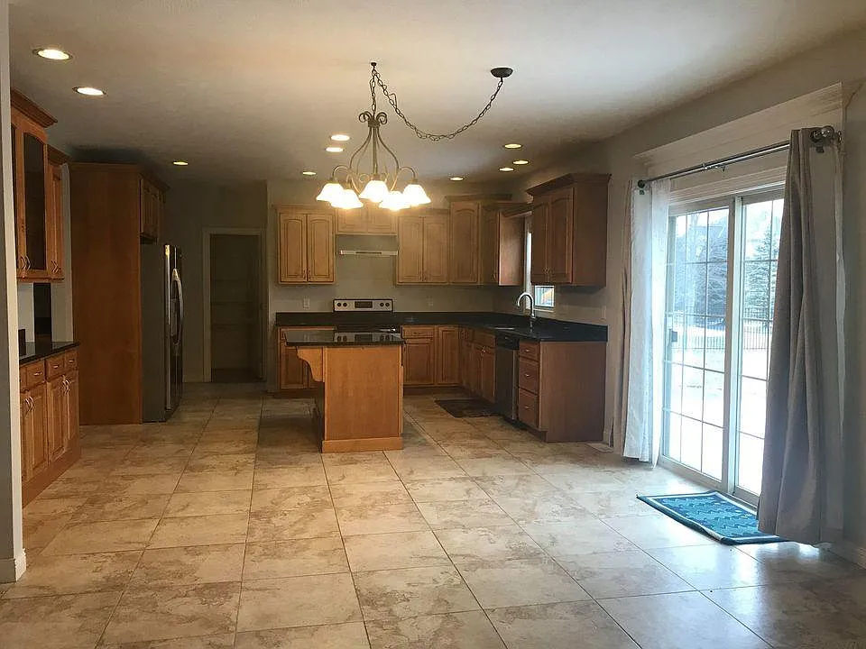 5903 W Forestwood Dr — Photo 4