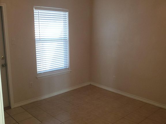 4th image of 13974 Fortuna Bay Dr APT D