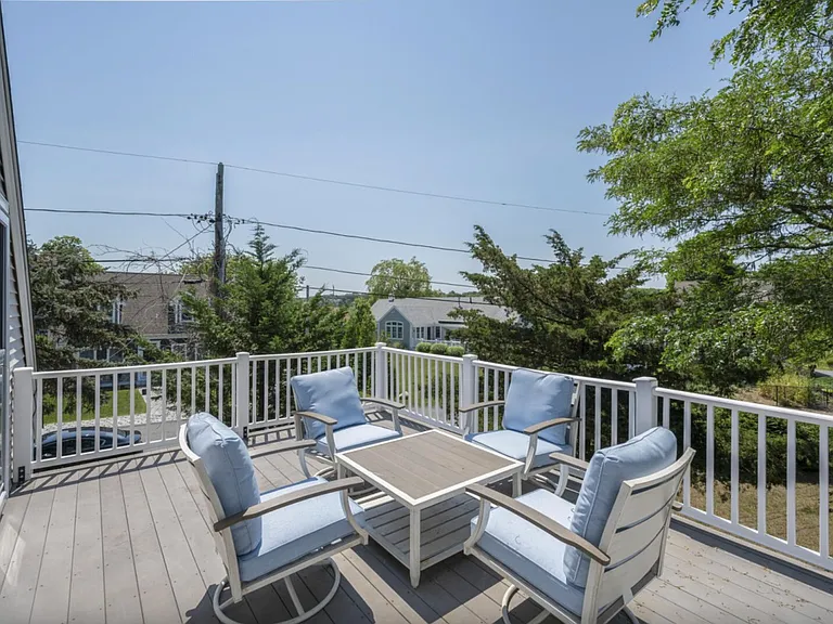 15 Bay View Rd — Photo 14