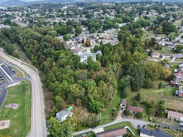 Johnson Ave, Bridgeport, WV 26330