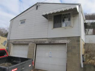 1160 Washington St, Vandergrift, PA 15690