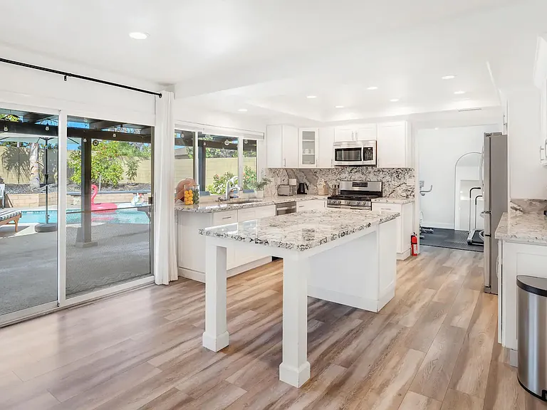 24471 Spartan St — Photo 27