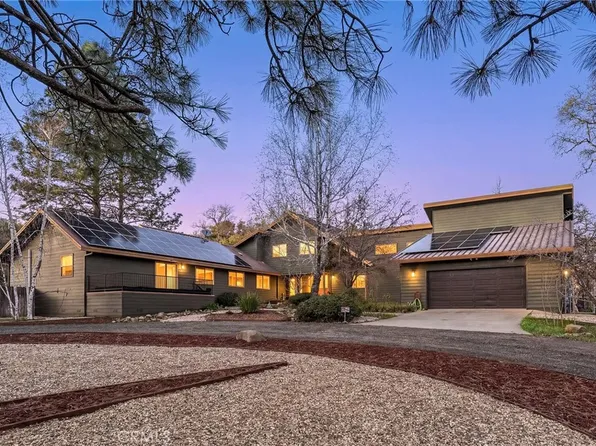 45 Grand Oak Dr, Oroville, CA 95966