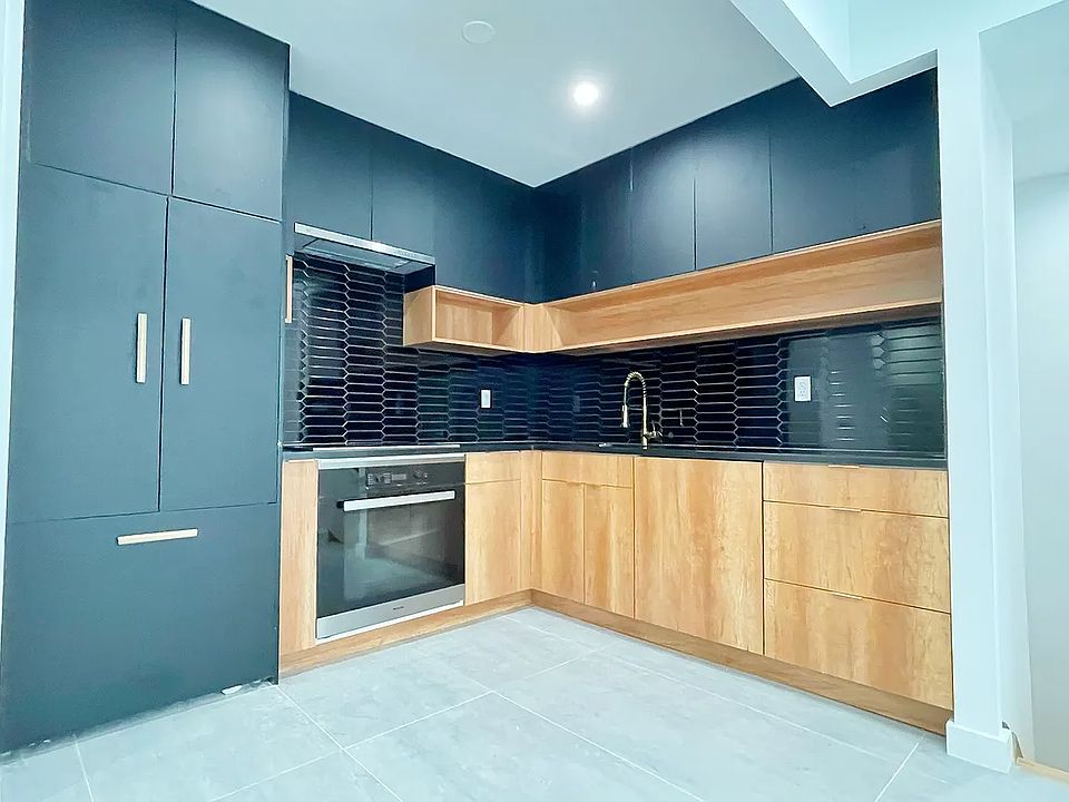 1st image of 135 Johnson Ave #1K