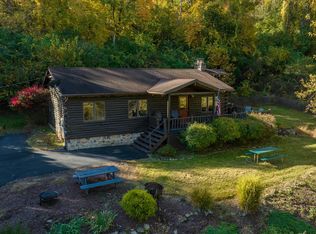 143 Gelsinger Rd, Sinking Spring, PA 19608