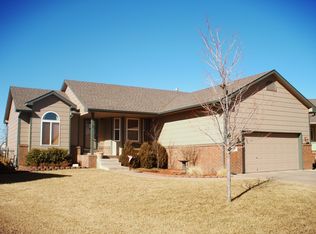 2105 S Golden Hills St, Wichita, KS 67209