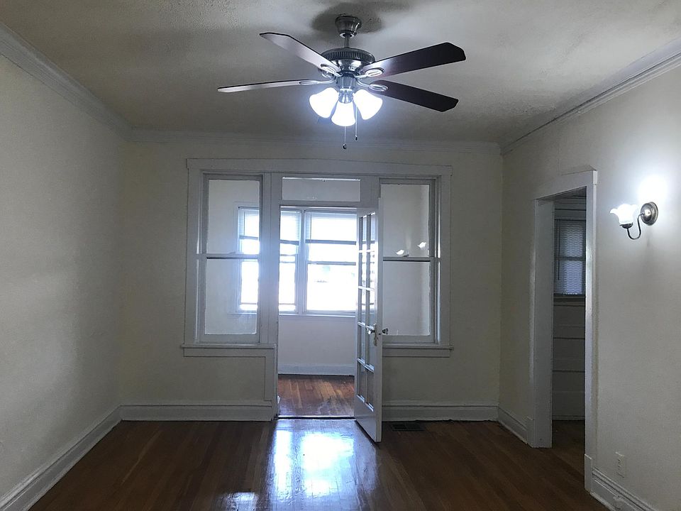 Living Room view to Sunporch.