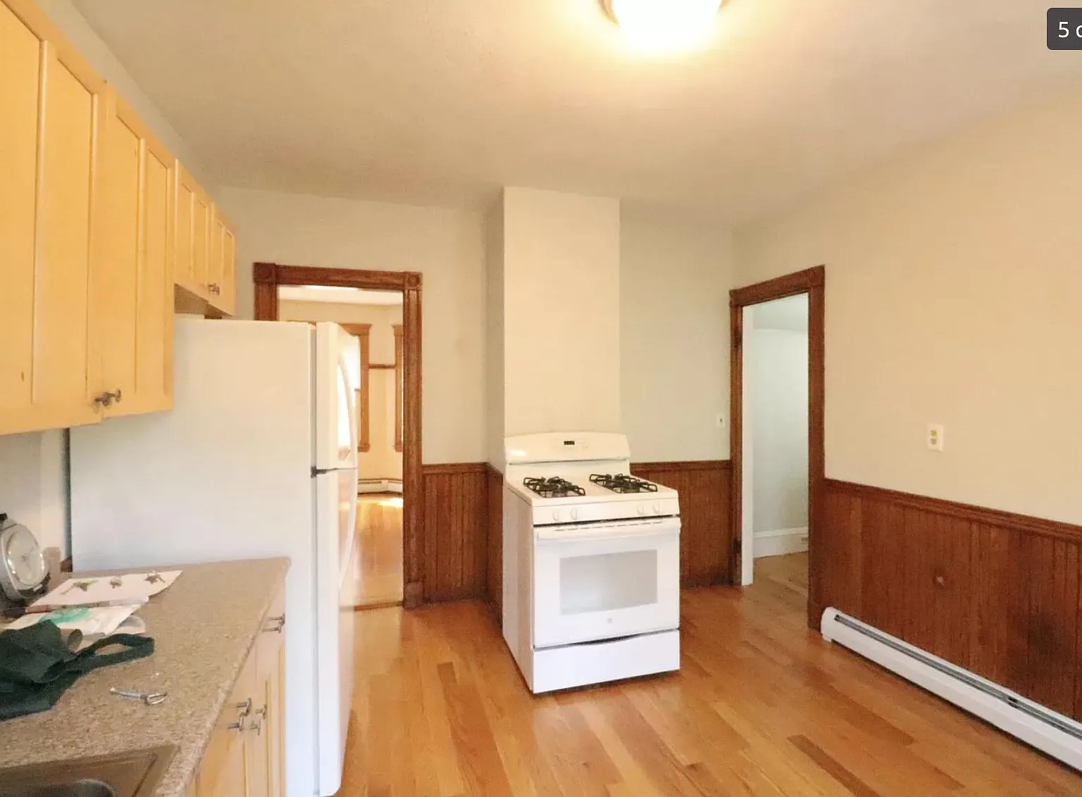 3 bed, 1300 sqft, $4,200 — Photo 3