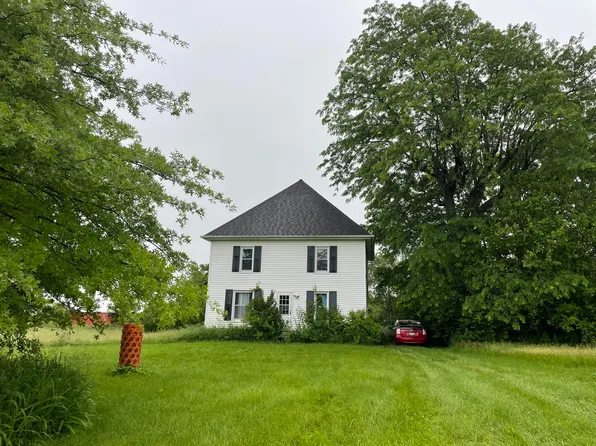 9612 Wyanet Walnut Rd, Tiskilwa, IL 61368