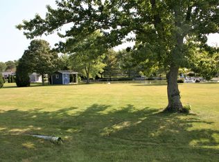 106 W Hislop Dr, Cissna Park, IL 60924