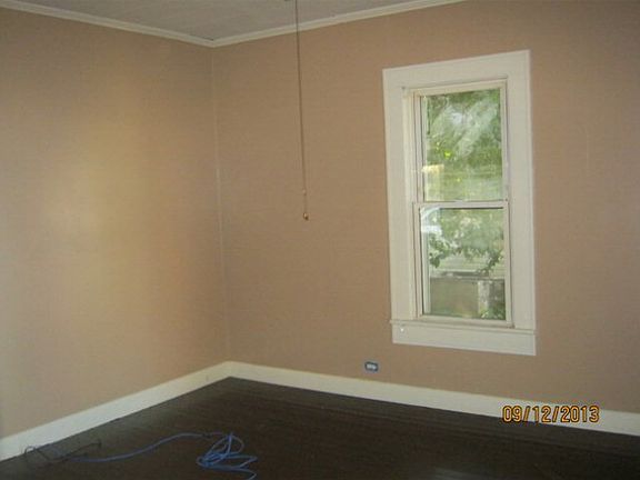 4th image of 133 Crawford St