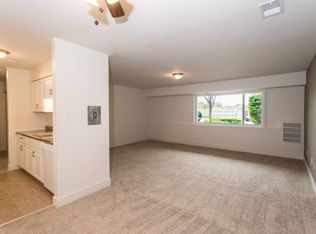 400 N Lake Park Ave #S6N, Hobart, IN 46342