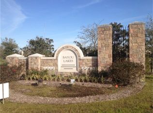 1756 Coral Cliff Dr, Dickinson, TX 77539