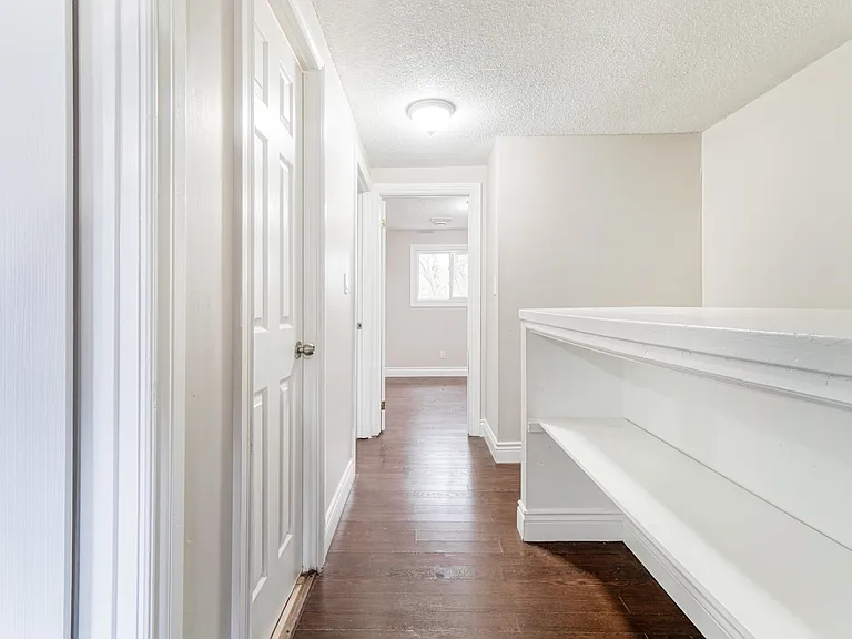 23 Harmony Rd S — Photo 11