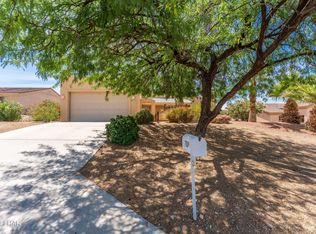 2530 Tradewind Dr, Lake Havasu City, AZ 86403