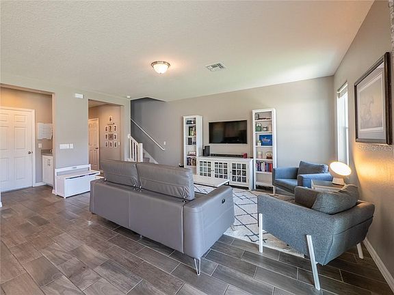 3rd image of 2786 Monticello Way