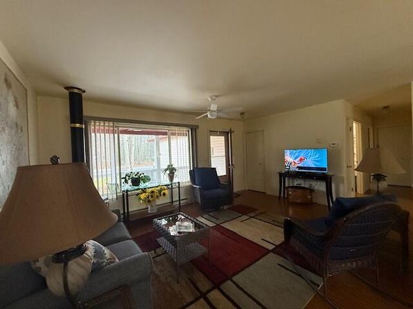 206 Great Oak Dr, Roscommon, MI 48653