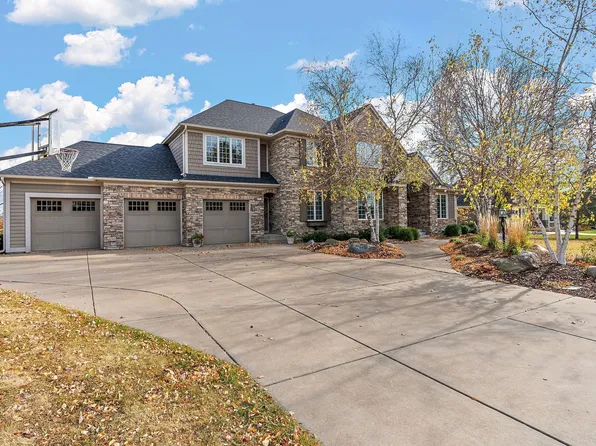 3721 Fairway Point, Woodbury, MN 55125