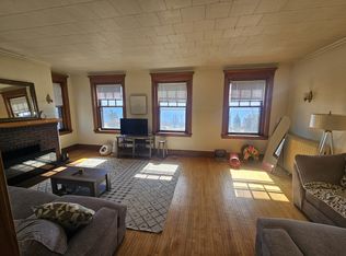 731 E 1st St APT 8, Duluth, MN 55805