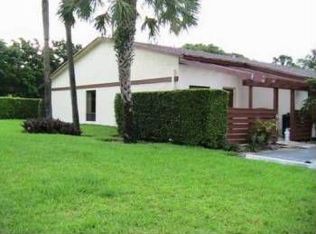 817 SW 120th Way, Davie, FL 33325