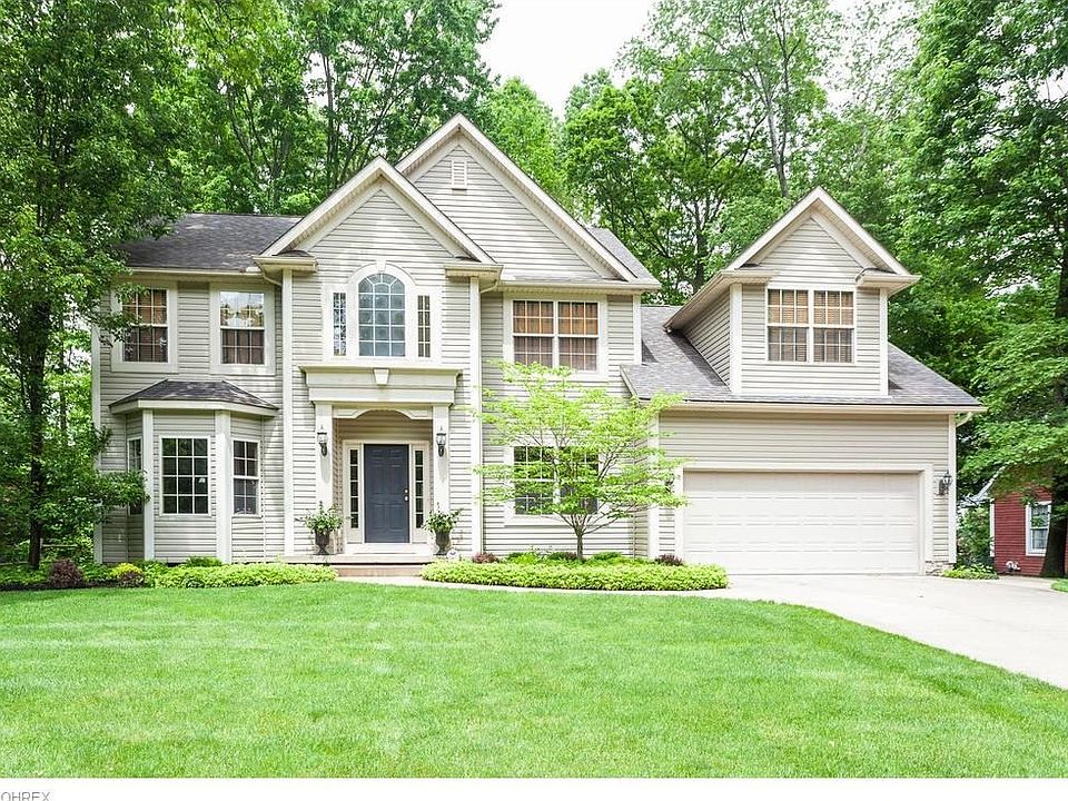 1st image of 162 Shenandoah Blvd