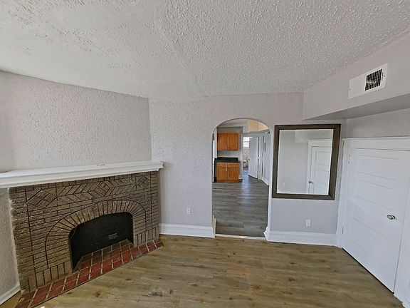 2nd image of 5200 Montour St