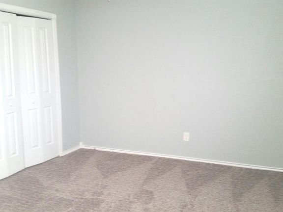 4th image of 511 24th Ave NW APT A