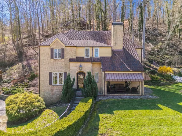 245 Whitaker Blvd, Huntington, WV 25701