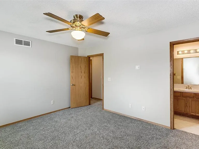 1717 N McRae Ct — Photo 7