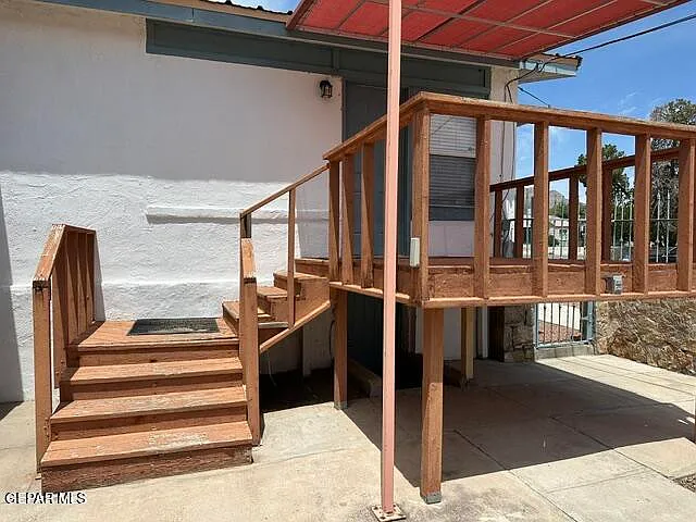 4222 Pershing Dr — Photo 22