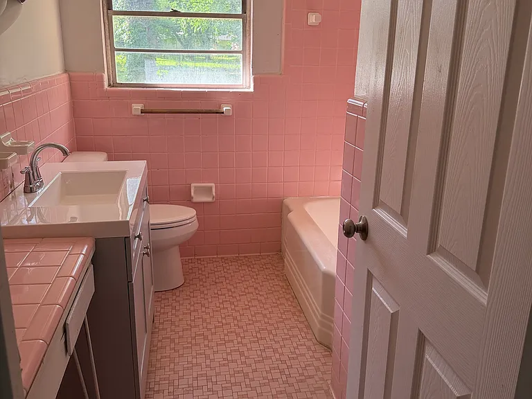1802 Kerry Dr — Photo 5