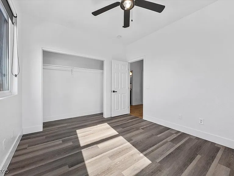 6332 Peggotty Ave — Photo 26