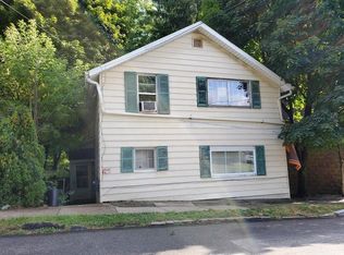 116 Hill Rd, Erie, PA 16508