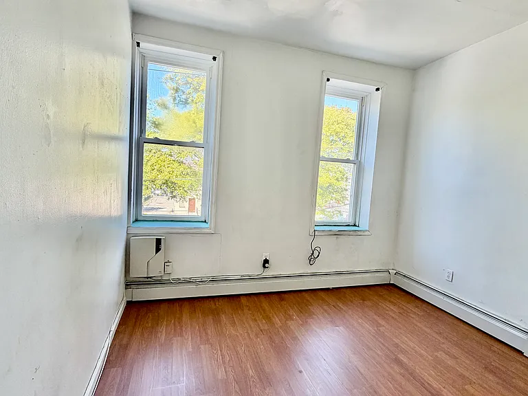 10615 Guy R Brewer Blvd #3 — Photo 6