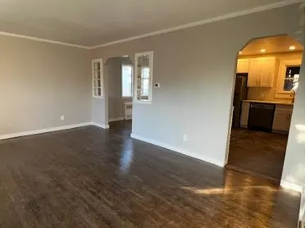 158-38 84th Street image 2 of 9