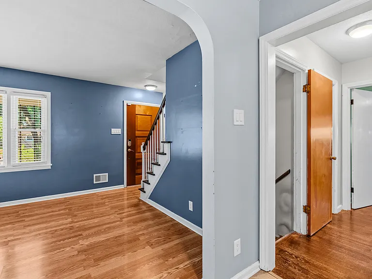4415 Mann Ave — Photo 4