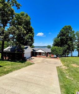 435 Patricia Dr, New Concord, KY, 42076
