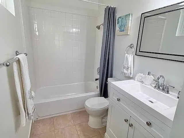 Studio, 400 sqft, $1,795 — Photo 3
